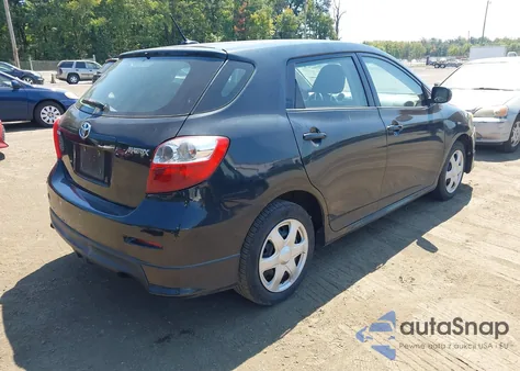 2010 Toyota Matrix z USA, uszkodzony, nr VIN 2T1KU4EE8AC370192